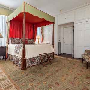 The Feltus Room - Natchez Bed and Breakfast