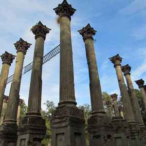 You can see 18 of the 23 columns in this photo of Windsor Ruins.
