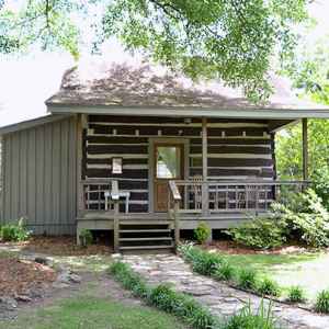 Burford Cabin at French Camp Bed and Breakfast - French Camp, Mississippi