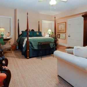 One of the four spacious, queen bed guest suites at this Natchez Bed and Breakfast.