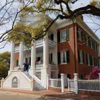 Another view of Choctaw Hall B&B located in Natchez, Mississippi.