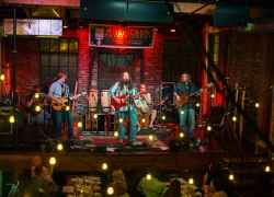 Live music at Gray's on Main - Franklin, Tennessee