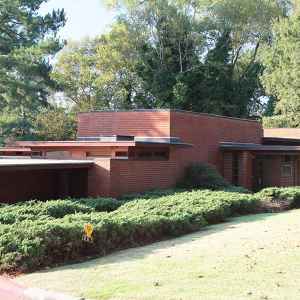 Frank Lloyd Wright's Rosenbaum House - Florence, Alabama
