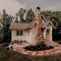 Hansel & Gretel Cottage